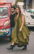 Street style game strong for Neha Dhupia as she walks in traffic
