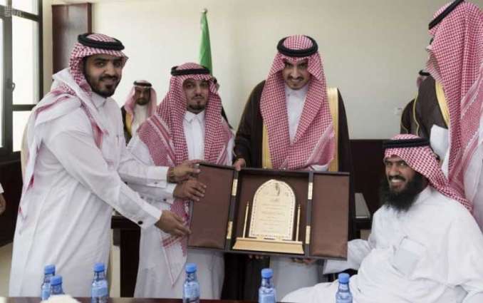 الأمير بدر بن سلطان بن عبد العزيز يستقبل أصحاب الهمم بمحافظة القريات