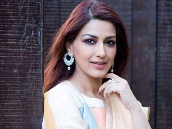 Sonali Bendre diagnosed with high-grade cancer, taking the battle head on 