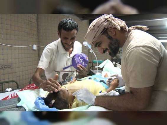 Yemeni child evacuated to receive medical treatment in UAE