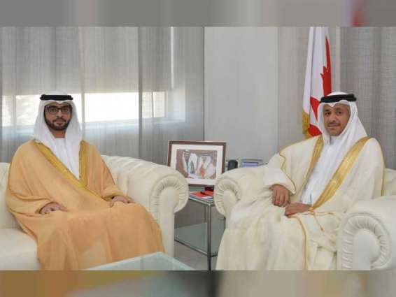 وزير المواصلات والاتصالات البحريني يستقبل سفير الدولة