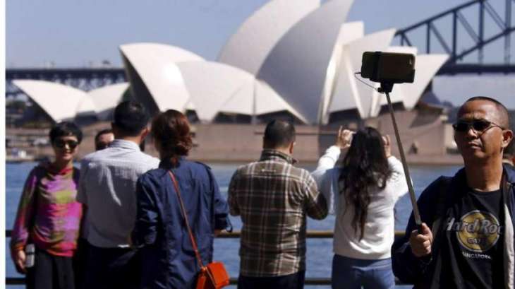 UAE Press: Visa changes will spur more tourism