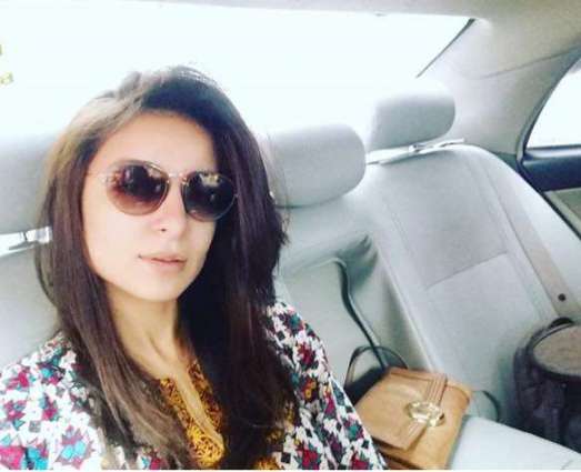 Actress Sarwat Gilani visits paediatric wards, inquires after little