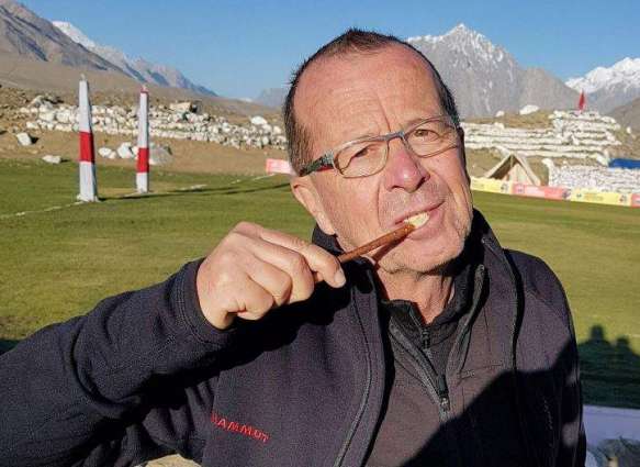 In another act winning Pakistan over, German Ambassador uses Miswak to brush teeth