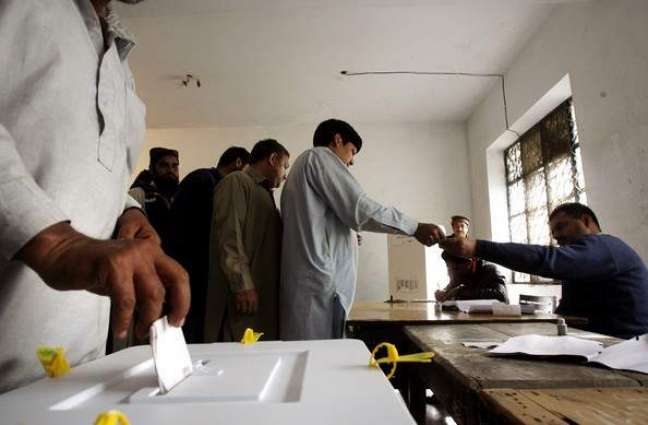 Voter dies of heart attack in polling station