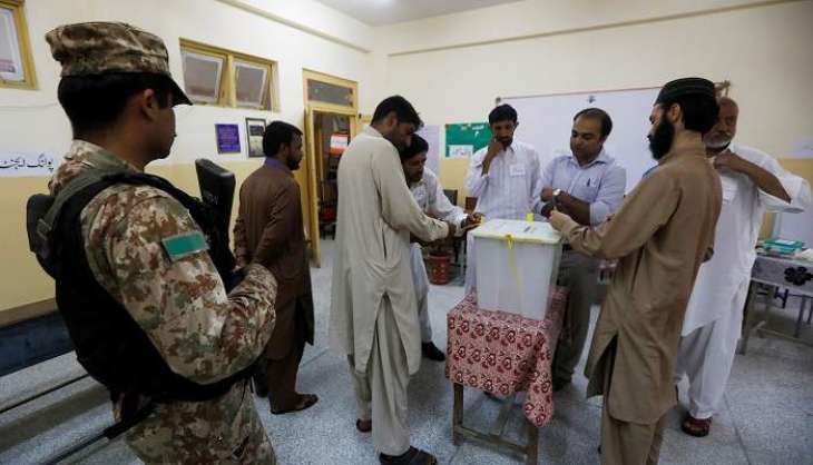 بدء الاقتراع في الانتخابات العامة الباكستانية