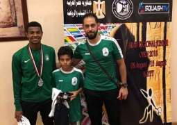 محمد آل نصفان أفضل لاعب اسكواش عربي ناشئ