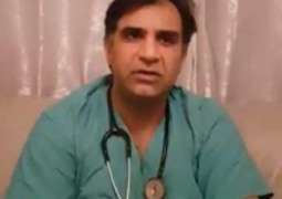 Moved by PM Imran’s vision, Pakistani doctor in Britain decides to return home