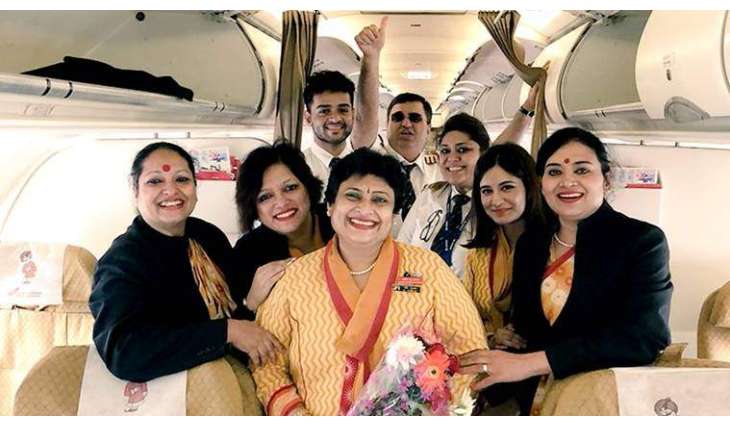 Pilot daughter bids farewell to air hostess mother, fulfills her 'dream'