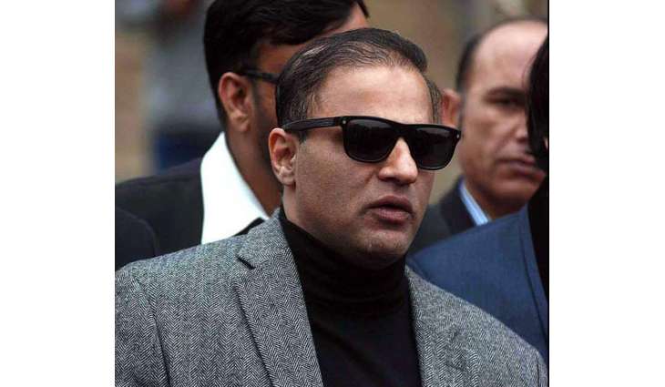 Abid Sher Ali’s picture sitting alone on LHC stairs goes viral