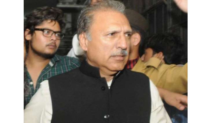 تحریک انصاف نے صدارتی امیدوار لئی ڈاکٹر عارف علوی نوں نامزد کر دتا
چیئرمین تحریک انصاف عمران خان نے منظوری وی دے دتی:میڈیا رپورٹس