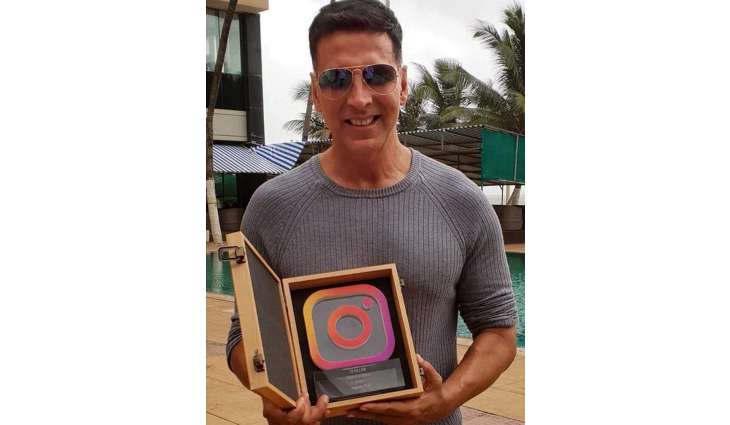 Instagram sends momento to Akshay Kumar for crossing 20 million followers