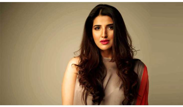Hareem Farooq reaches 1 million followers on Instagram