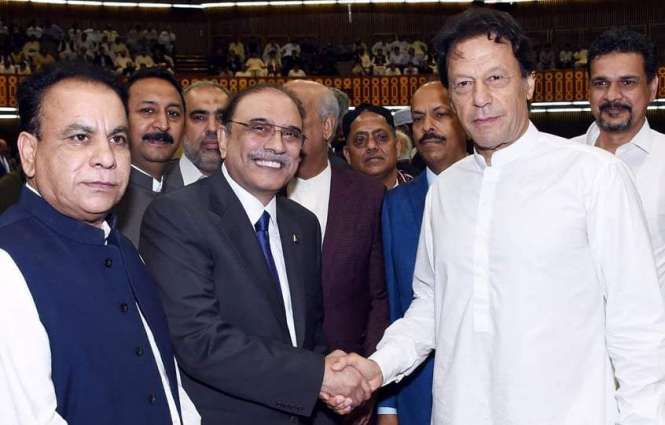 NA session: Imran Khan shakes hand with Asif Zardari