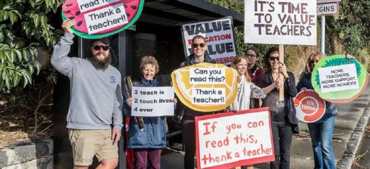 About 30,000 Teachers in New Zealand on Strike Demanding Pay Rise - Trade Union