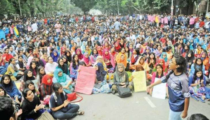 Watchdog Slams Bangladesh for Detaining Peaceful Activists After Mass Student Rallies