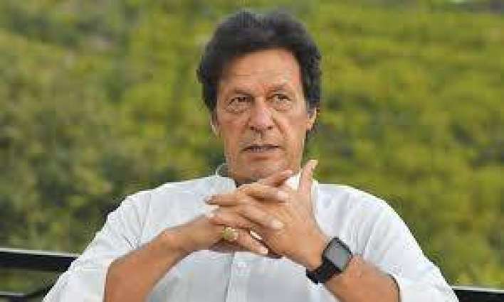 عمران خان زعيم حزب الإنصاف والمرشح لمنصب رئيس الوزراء لباكستان يقدم تعازيه للهند في وفاة رئيس الوزراء الهندي الأسبق فاجبايي