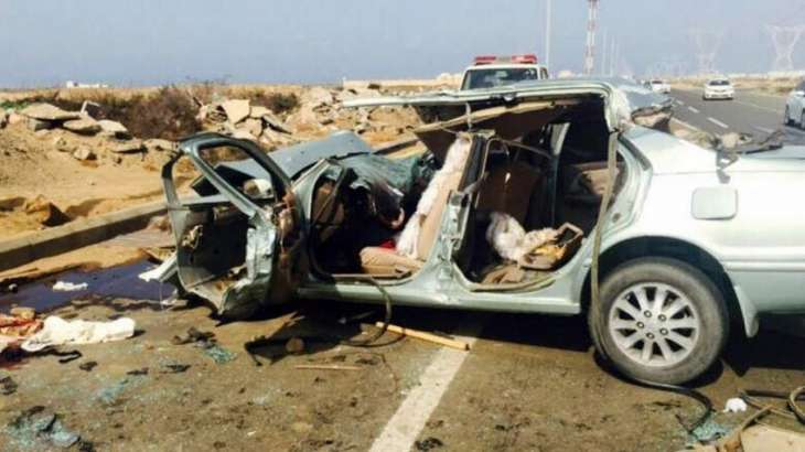 قتل 4 شخصا و أصیب5 في حادث سیر في المملکة العربیة السعودیة