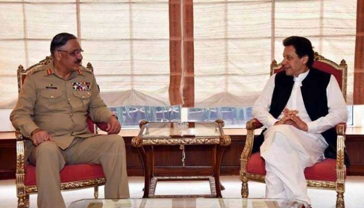 رئيس هيئة الأركان المشتركة للقوات المسلحة الباكستانية يلتقي رئيس الوزراء الباكستاني الجديد