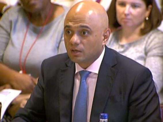 UK's Javid Apologizes to 18 Windrush Generation Members Wrongfully Removed, Detained