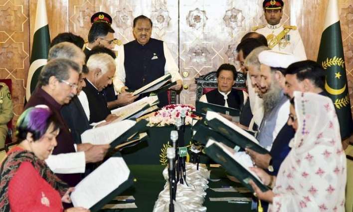 PM Imran likely to extend his federal cabinet after presidential election 
