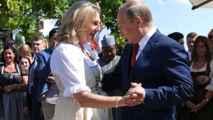 Ukrainian Politician Resigns Over Putin's Visit to Austrian Foreign Minister's Wedding