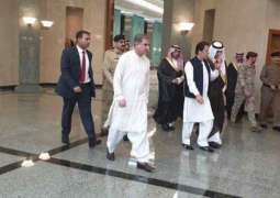 مستشار وزير الإعلام السعودي: زيارة رئيس الوزراء الباكستاني إلى المملكة العربية السعودية ستساهم في توطيد المزيد من العلاقات الثنائية بين باكستان والمملكة