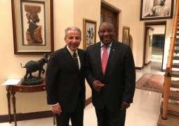 رئيس جنوب أفريقيا يستقبل وزير الدولة لشؤون الدول الأفريقية
