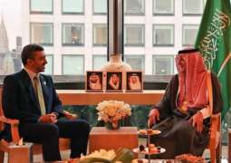 وزير الخارجية يستقبل وزير الخارجية والتعاون الدولي الإماراتي