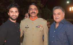 DG ISPR meets his hero Asif Raza Mir, extends best wishes