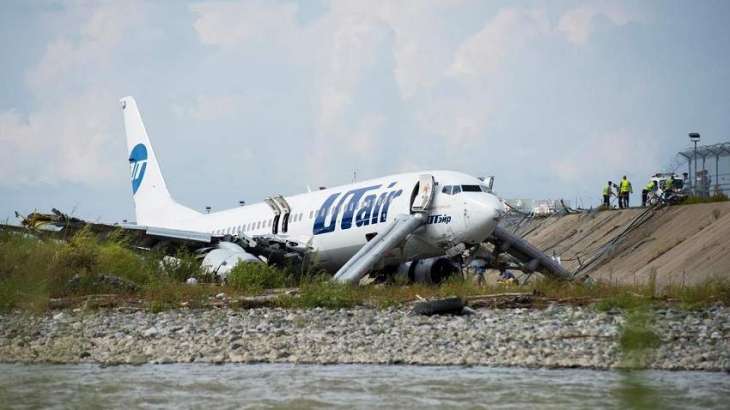Utair Carrier to Pay Compensation to Passengers of Boeing Skidding Off Runway in Russia