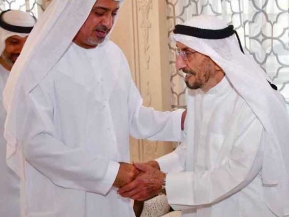 Sultan bin Khalifa offers condolences to family of Amina bint Mejren