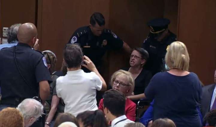 US Capitol Police Arrest 22 Protesters During Kavanaugh Hearing - Reports