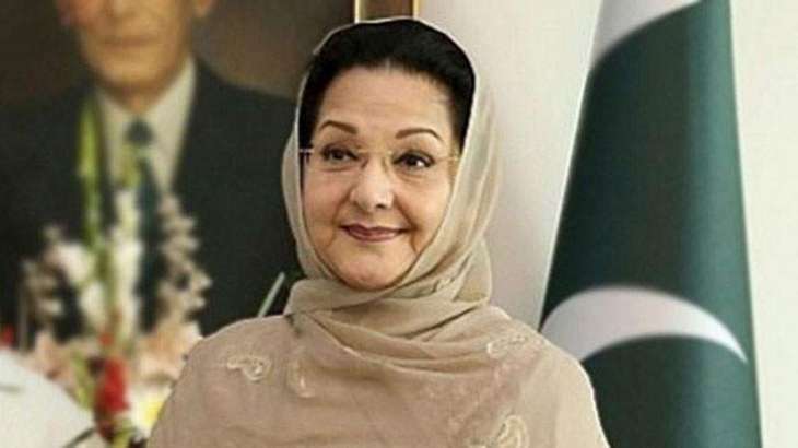 رئيس الوزراء عمران خان يعزي في وفاة زوجة رئيس وزراء باكستان السابق نواز شريف