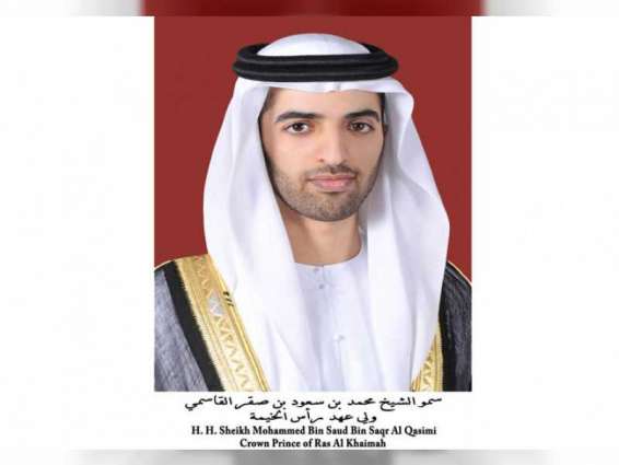 محمد بن سعود القاسمي يتفقد دائرة بلدية رأس الخيمة
