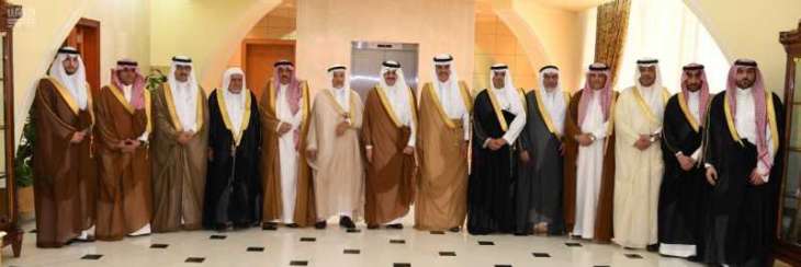 الأمير سعود بن نايف يستقبل عميد أسرة الشعيبي وعدداً من أفراد الأسرة
