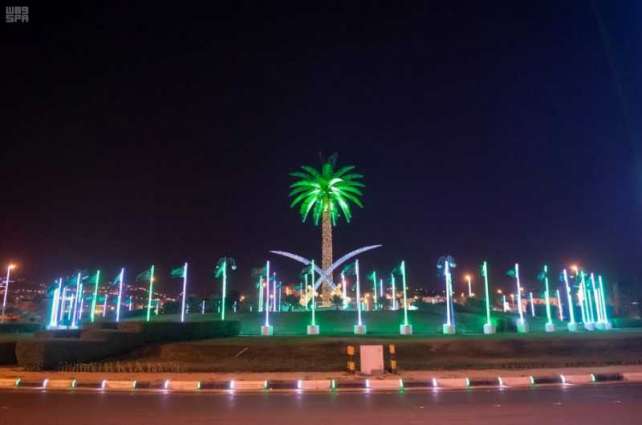 مدينة الباحة ومحافظاتها تتزين بـ 30 ألف علم للاحتفال باليوم الوطني الـ  88 للمملكة