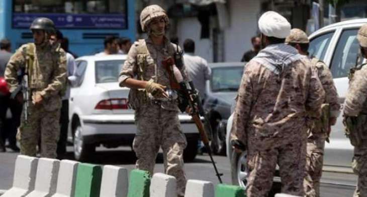ایران وچ فوجی پریڈ دوران دہشت گرداں دا حملا، کئی فوجی ہلاک