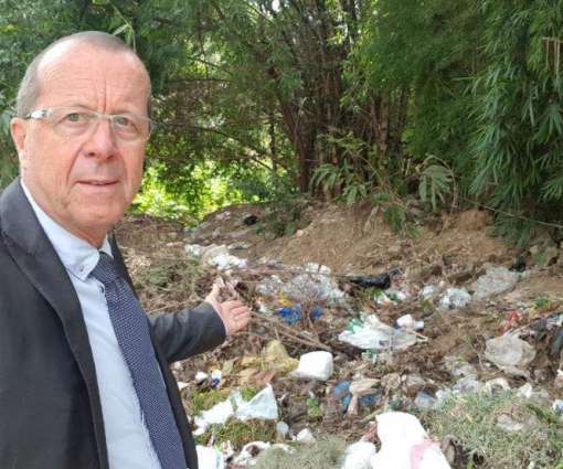 German envoy Kobler is unhappy over garbage dumps in capital