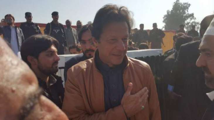 رئيس الوزراء عمران خان يصل إلى مدينة بشاور عاصمة إقليم خيبربختونخوا