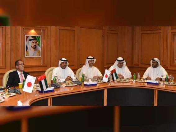 جمارك دبي تعزز التعاون مع الشركات اليابانية