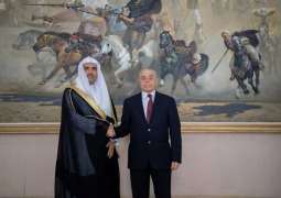 رابطة العالم الإسلامي توقّع اتفاقية تعاون مع المرجعية الدينية العليا بالجزائر