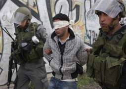اصابة فلسطيني برصاص الاحتلال الاسرائيلي واعتقال 13 بالضفة