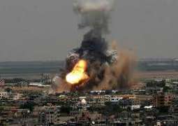 استشهاد فلسطيني واصابة 8 بغارات لطائرات الاحتلال الإسرائيلي على غزة 