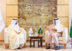الأمير سلطان بن سلمان يلتقي وزير العمل والتنمية الاجتماعية