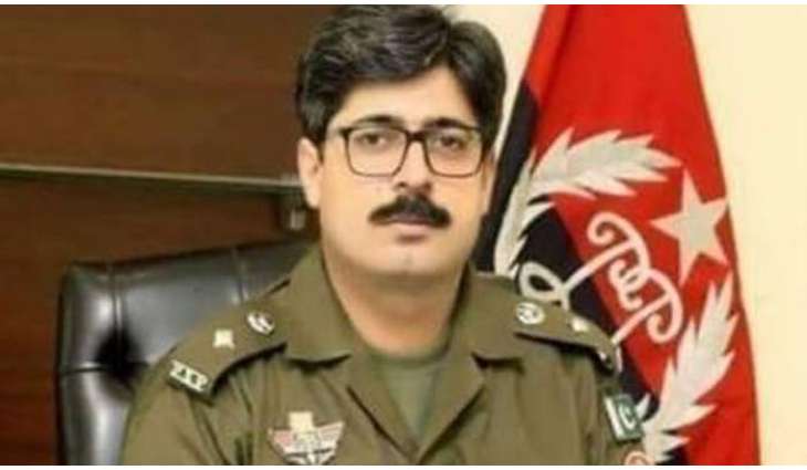 ڈی پی او پاکپتن دا تبادلا اثرو رسوخ اُتے ای کیتا گیا:رپورٹ
سپریم کورٹ نے وزیر اعلا پنجاب کولوں 3دناں وچ جواب منگ لیا