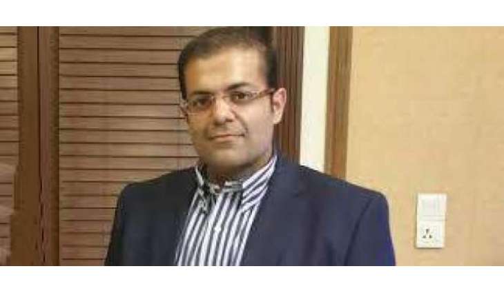 نیب نے سلمان شہباز نوں وی سد لیا
سلمان شہباز کولوں نیب دی تحقیقاتی ٹیم آمدن توں ودھ اثاثیاں بارے سوال کرے گی