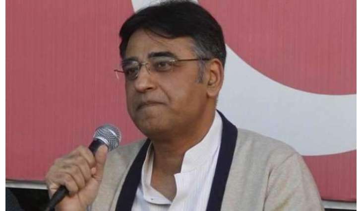 اسیں تیزی نال دیوالیہ ہون ول جا رہے آں:اسد عمر
جے چھیتی توجہ نہ دتی گئی تے ملک دیوالیہ ہو جائے گا:کراچی وچ گل بات