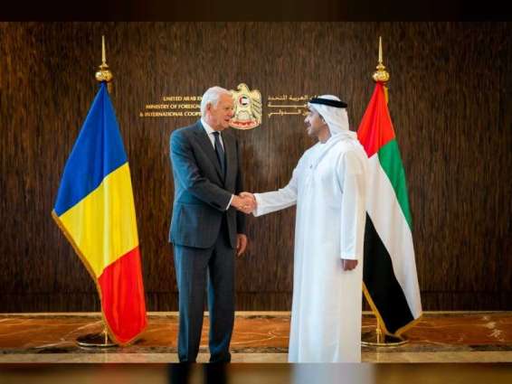 عبدالله بن زايد يستقبل وزير خارجية رومانيا