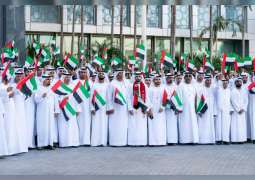 عبدالله بن زايد يشهد احتفالية "وزارة الخارجية" بـ"يوم العلم"